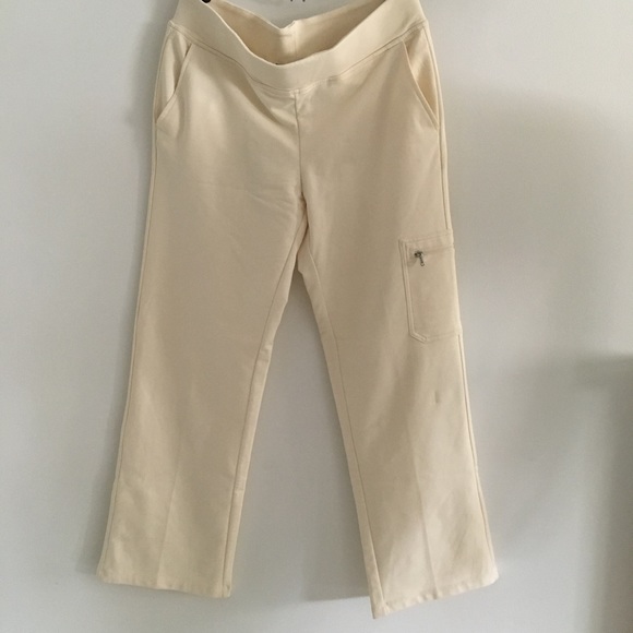 Ralph Lauren Pants - Lauren Ralph Lauren wide leg pull on pants with zippered pocket